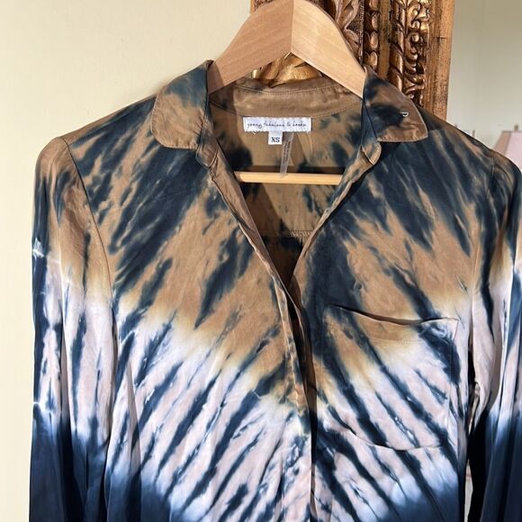 Young Fabulous & Broke Long Sleeve Blouse Tie Dye Collard Shirt Size XS Brown - Picture 2 of 4